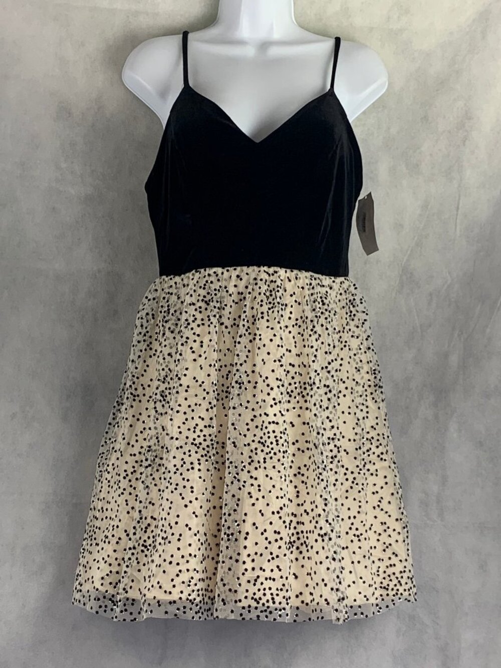 TEEZE ME Juniors Colorblock Fit & Flare Party Dress, Black White, Size 9 / 10